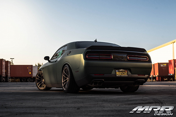 Фото дисков MRR M392 Сатиновая бронза на Dodge Challenger III