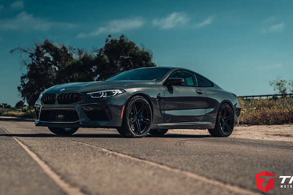 Фото дисков HRE P207 Черный сатин на BMW 8/M8