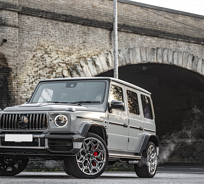 Фото дисков Kahn Type 57 RS на Mercedes-Benz G-Class III