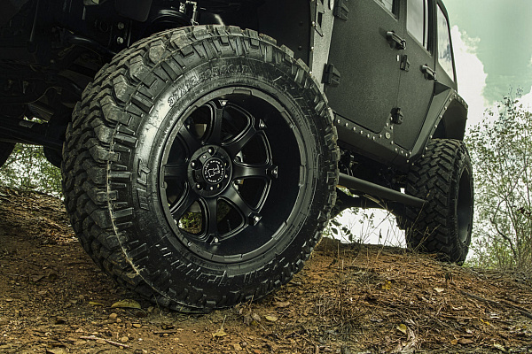 Фото дисков Black Rhino GLAMIS Черный сатин на Jeep Wrangler III (JK)