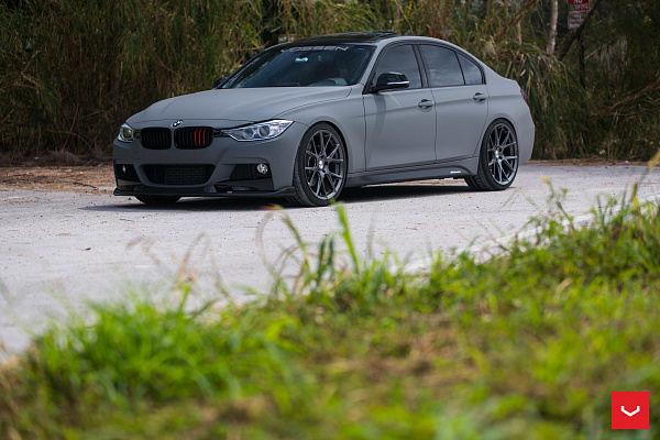 Фото дисков Vossen VFS-6 Глянцевый графит на BMW 3/M3 (F3x/F80)
