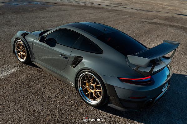 Фото дисков Anrky JDX-314 Сатиновое золото на Porsche 911 VII