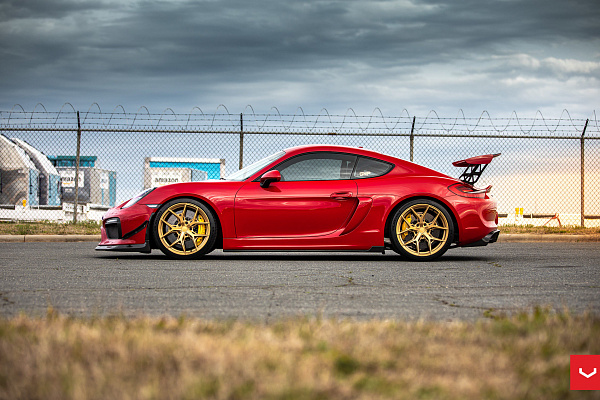 Фото дисков Vossen HF-5 Глянцевое золото на Porsche Cayman II