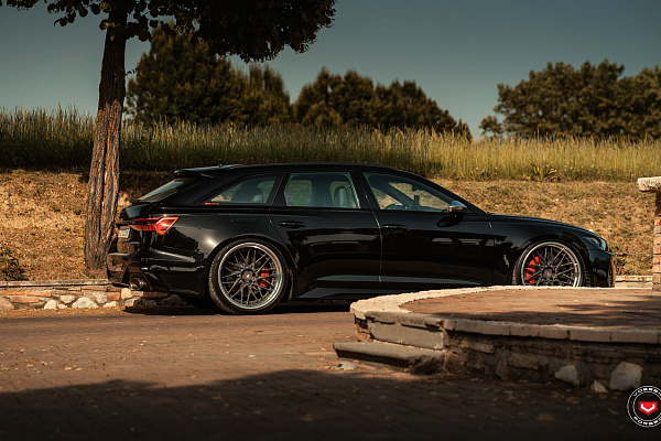 Audi RS6 C8