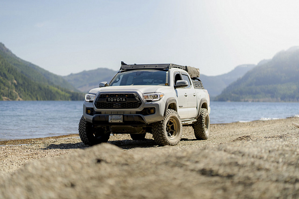 Фото дисков Black Rhino SHOGUN  на Toyota Tacoma III