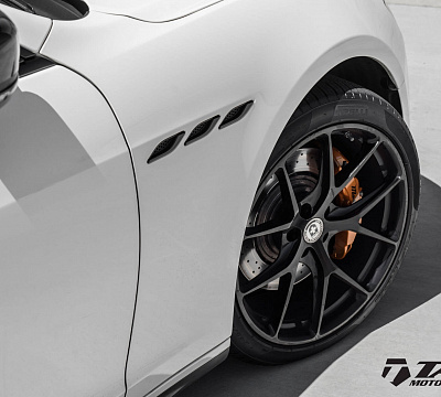 Фото дисков HRE P101 на Maserati Ghibli