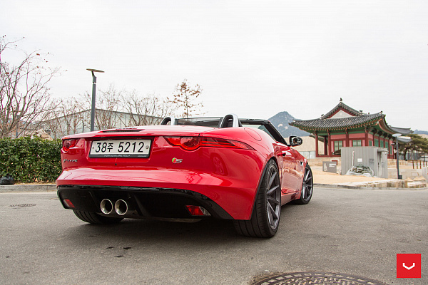 Фото дисков Vossen VFS-1 Глянцевый графит на Jaguar F-Type