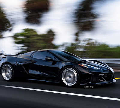 Фото дисков AL13 R10 на Chevrolet Corvette C8