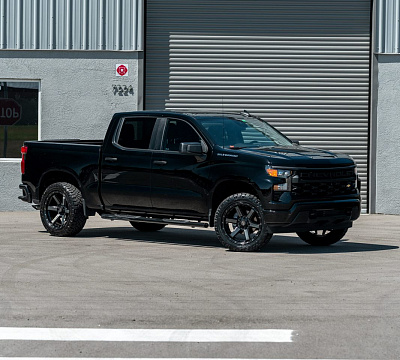 Фото дисков 4PLAY 4P63 на Chevrolet Silverado IV