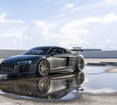 Фото дисков Strasse Wheels SV10 Track на Audi R8 (4S)