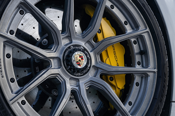 Фото дисков Strasse Wheels SV5 Deep Concave Duoblock Глянцевый тонированный лак на Porsche 911 VIII