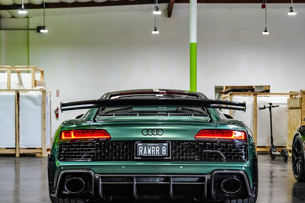 Фото дисков Brixton Forged PF7 Глянцевый лак на Audi R8 (4S)