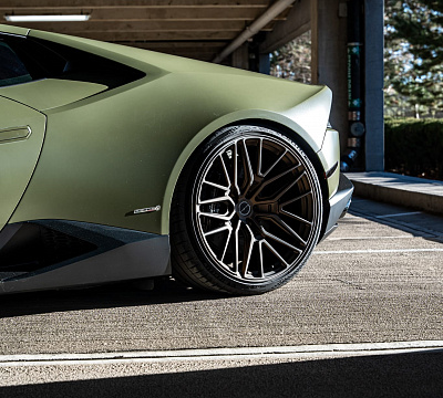 Фото дисков Brixton Forged VL4 на Lamborghini Huracan