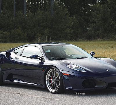 Фото дисков Strasse Wheels SV1 Deep Concave FS на Ferrari F430