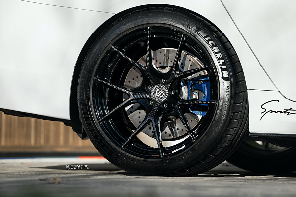 Фото дисков Strasse Wheels SM5R Deep Concave Monoblock Другой цвет на BMW 5/M5 (G30/F90)