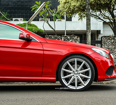 Фото дисков Vossen VFS-10 на Mercedes-Benz E-Class (W212, S212, C207)