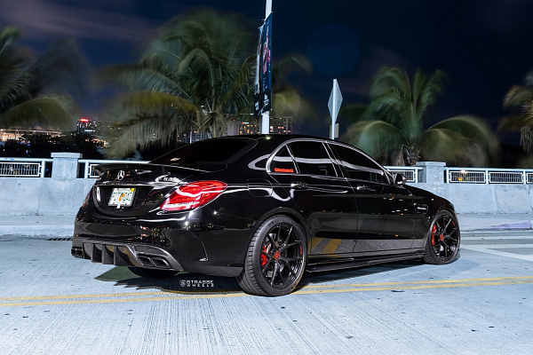 Фото дисков Strasse Wheels SM5R Deep Concave Monoblock Другой цвет на Mercedes-Benz C-Class (W205)