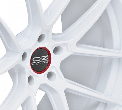 OZ Racing Estrema GT HLT