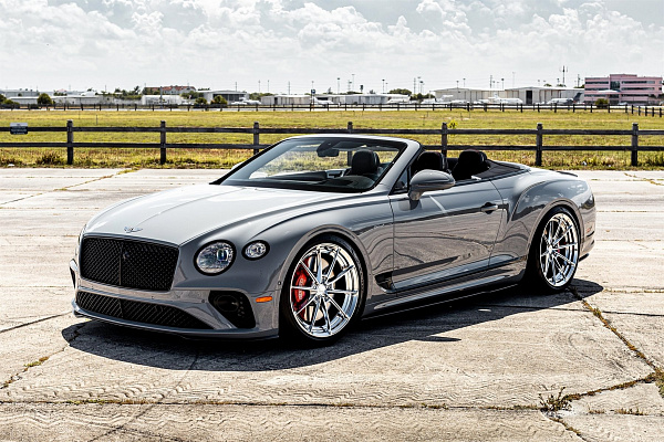 Фото дисков Anrky AN28 Полированный лак на Bentley Continental GT III
