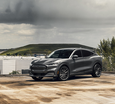 Фото дисков Vossen HF-4T на Ford Mustang Mach-E