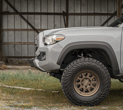 Фото дисков Black Rhino STADIUM на Toyota Tacoma III