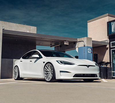 Фото дисков Vossen HF-4T на Tesla Model S