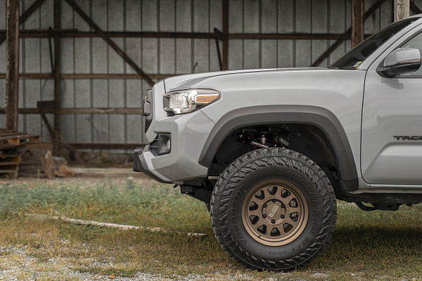 Toyota Tacoma III
