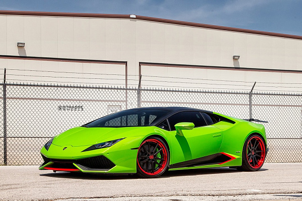 Фото дисков Strasse Wheels SV1 Deep Concave FS Другой цвет на Lamborghini Huracan
