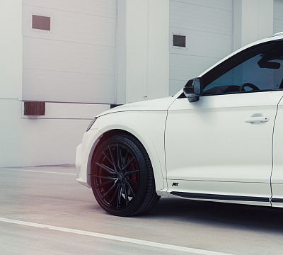 Фото дисков Vossen HF-4T на Audi Q5 (FY)