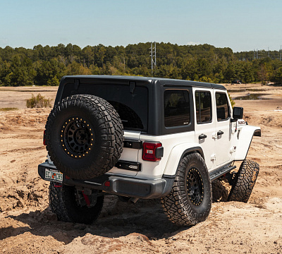 Фото дисков Black Rhino PRIMM на Jeep Wrangler IV (JL)