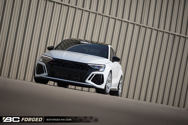 Фото дисков BC Forged HCA165 Глянцевый лак на Audi A/S/RS 3 (8Y)