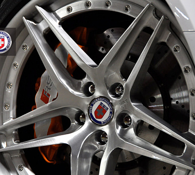 Фото дисков HRE S107 на Audi A/S/RS 4 (B8)