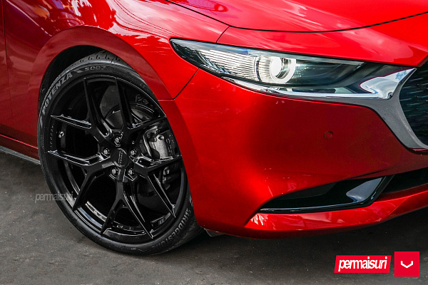 Фото дисков Vossen HF-5 Черный глянец на Mazda 3 IV