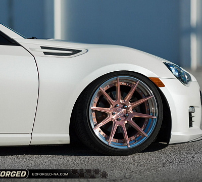 Фото дисков BC Forged HCS04 на Subaru BRZ I