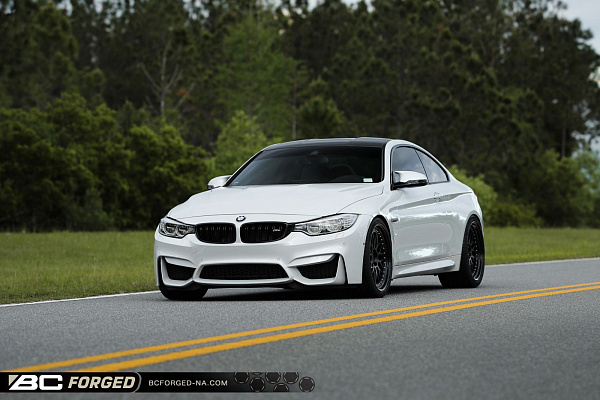 BMW M4 (F82)