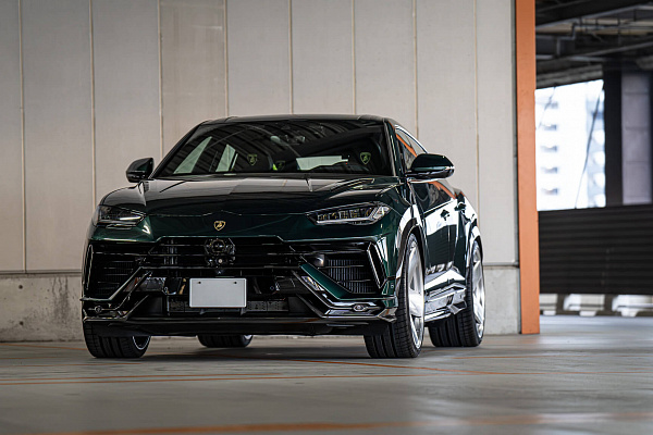 Фото дисков HRE L105M Глянцевый лак на Lamborghini Urus