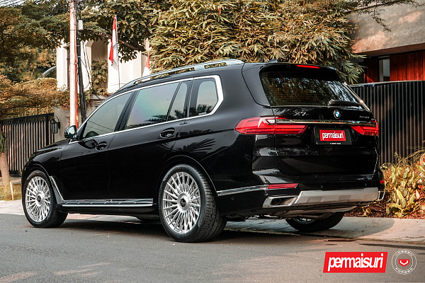 Фото дисков Vossen S17-15T Глянцевый лак на BMW X7 (G07)