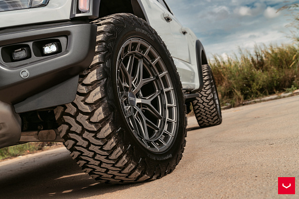 Фото дисков Vossen HFX-1 (6-Lug) Сатиновый графит на Ford F-150 XIV