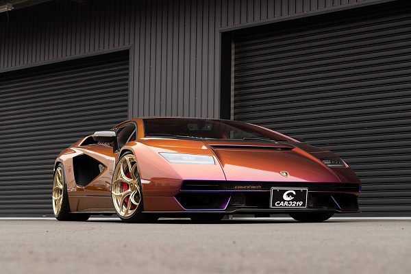 Фото дисков Anrky S2-X0 Глянцевое золото на Lamborghini Countach