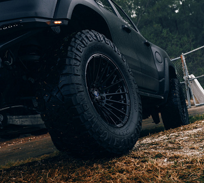 Фото дисков Vossen VFX-02T на Ram 1500 V