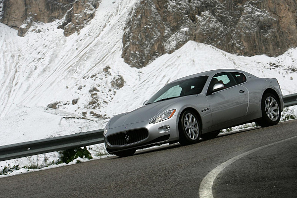 Фото дисков Maserati V-STYLE  на Maserati GranTurismo I