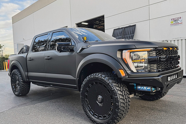 Фото дисков Giovanna Dicotto Черный глянец на Ford F-150 XIV