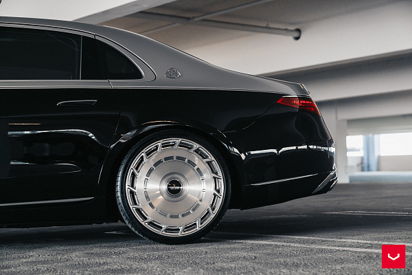 Фото дисков Vossen LC3-11T Глянцевый лак на Mercedes-Benz S-Class (W223)