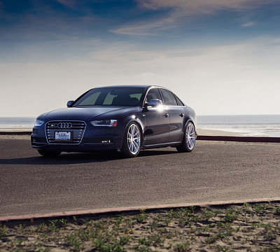 Фото дисков HRE P104 на Audi A/S/RS 4 (B8)