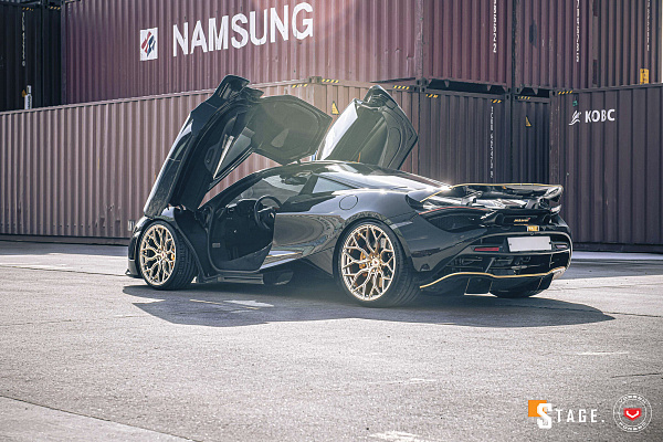 Фото дисков Vossen S17-01 Глянцевое золото на McLaren 720S