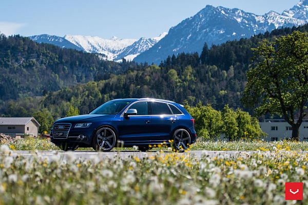 Фото дисков Vossen CV3 Глянцевый графит на Audi Q5 (8R)