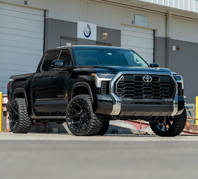 Фото дисков 4PLAY 4P55 на Toyota Tundra III