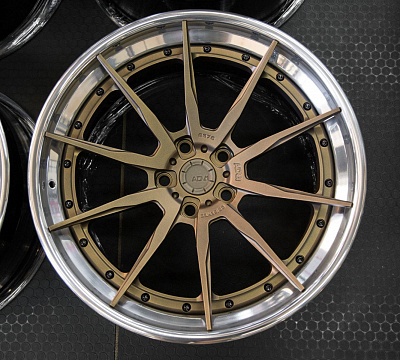 ADV.1 ADV10 Track Spec CS