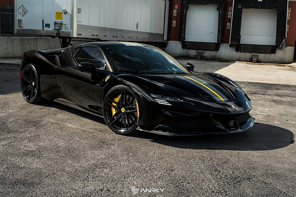 Фото дисков Anrky AN17 Черный глянец на Ferrari SF90