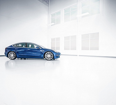 Фото дисков Vossen VFS-1 на Tesla Model 3